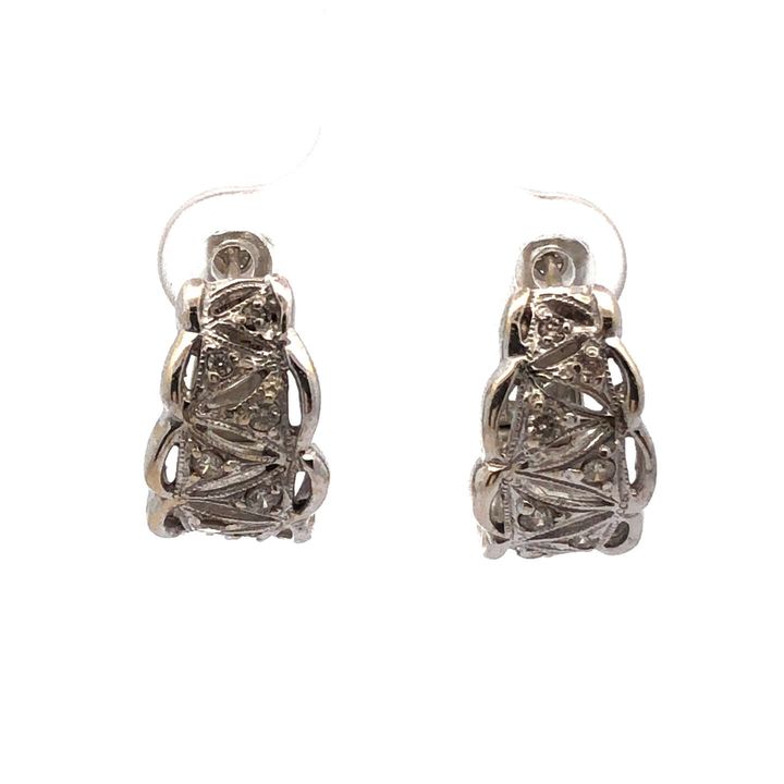 ピアス K18WG ダイヤ0.15ct/0.15ct
